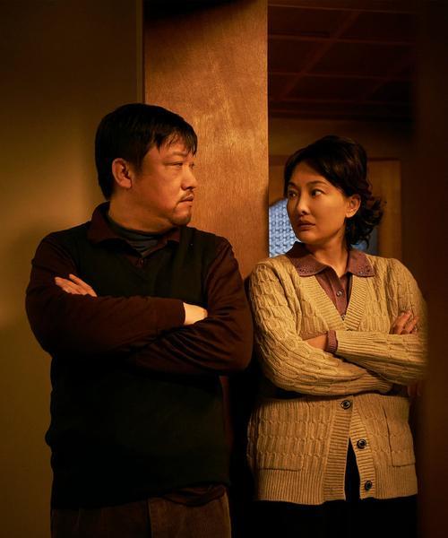 如何让倔强男人重新爱上你？（掌握这些技巧，让他重新沉迷于你身边）-第1张图片-恋语空间