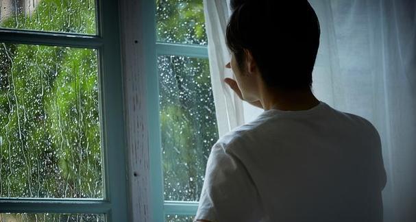 如何轻松挽回男人的心（15招实用技巧让你成功收获爱情）-第2张图片-恋语空间