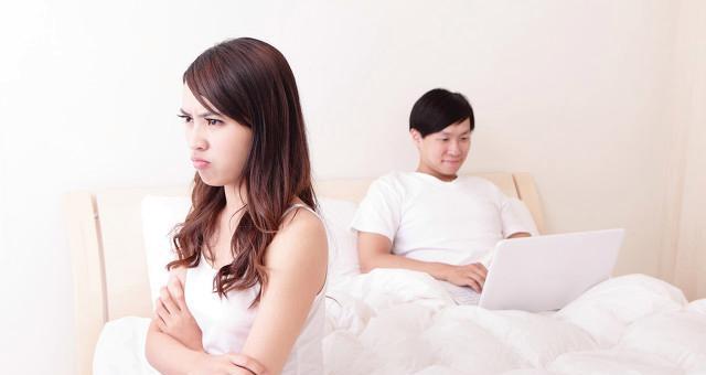 出轨的感情还能回头吗？（探讨出轨感情的复合之路，从信任重建到重塑关系）-第2张图片-恋语空间