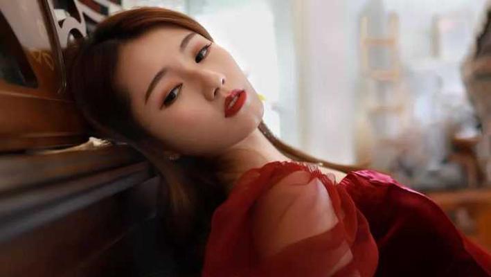 男友冷淡如何挽回（从情感角度分析，教你如何挽回男友的心）