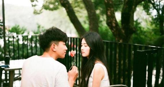 重获前任爱情的方法（如何以挽回有新欢的前任？）-第3张图片-恋语空间