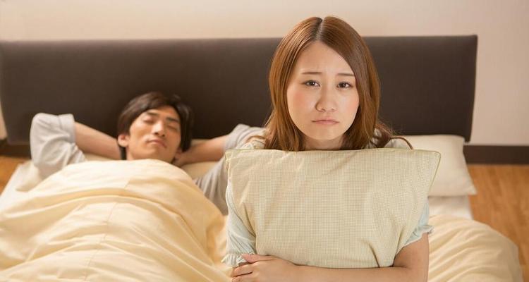 45岁男人的婚外情处理（成熟男人的选择与处理方式）-第3张图片-恋语空间