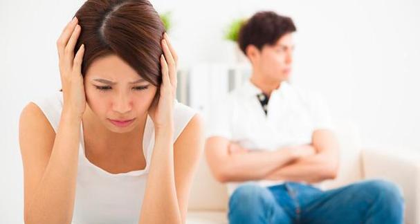 聪明男人不会做的三件事（以婚姻生活为背景，探讨聪明男人的行为标准）-第2张图片-恋语空间
