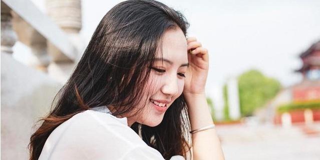 聊天技巧，让你挽回女友快速升温（如何用聊天技巧来重燃感情）-第2张图片-恋语空间
