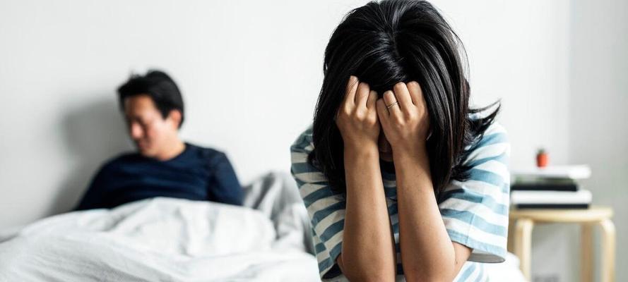 怀疑女友出轨分手，如何进行情感挽回？（15个有效方法，让你重新得到她的心）-第3张图片-恋语空间