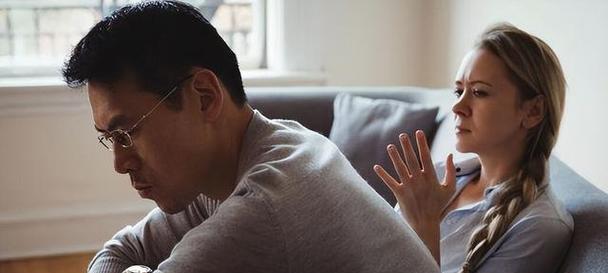 如何挽回出轨老公，保住婚姻（婚姻危机时，你需要了解的15个挽回技巧）-第2张图片-恋语空间