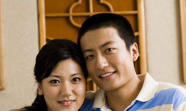 已婚男人对我好，他很关心我是什么意思？（揭开已婚男人对单身女性的关心秘密）-第3张图片-恋语空间