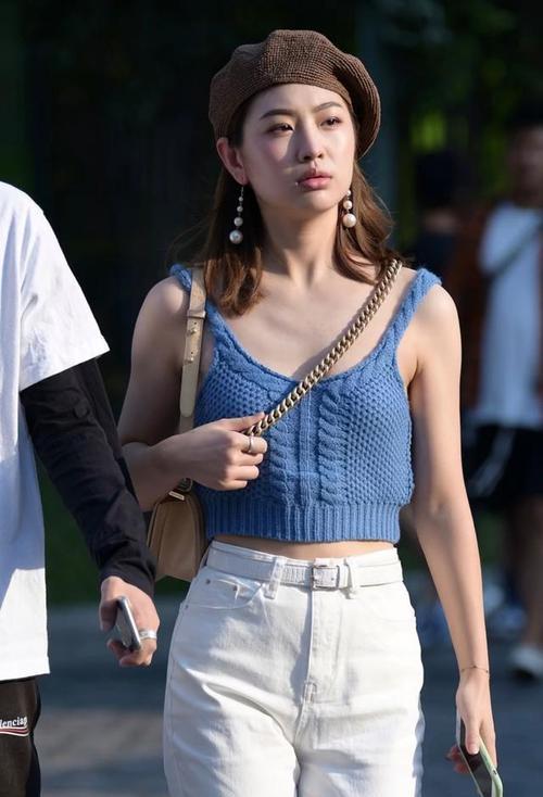 如何克服依赖，建立健康爱情关系（用“自我意识”摆脱恋爱中的依赖）-第2张图片-恋语空间