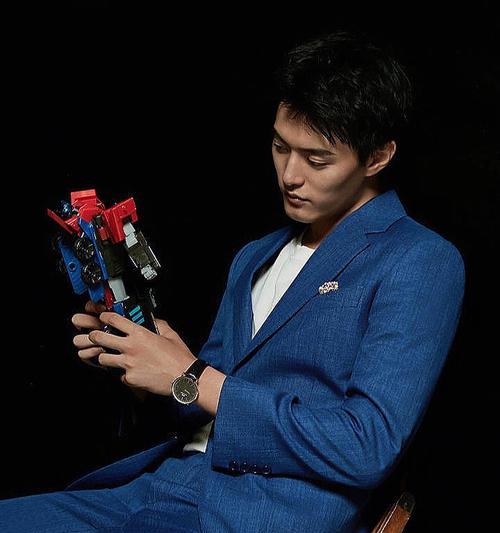 男人永远是长不大的孩子（探寻男性成长中的“大男孩情结”）