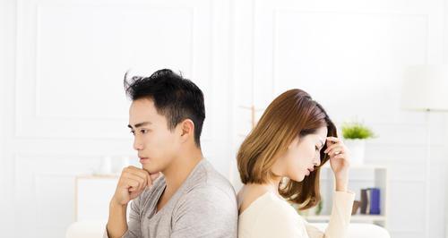 分手在即，如何挽回爱情？（分手心痛，挽回爱情指南；分手挽回必读，成功策略大揭秘）-第3张图片-恋语空间