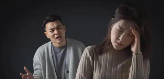 外出期间乱了男女关系，妻子坚决离婚该怎么办？（如何挽救婚姻？——以诚相待与悔过自新为关键）