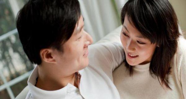 让男人心中有你的十大行为（如何让你在男人心中占据重要地位？）-第2张图片-恋语空间