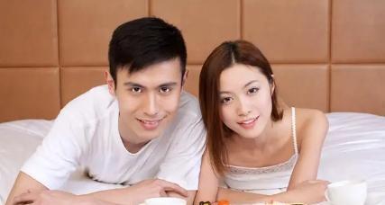老公与前女友一直有联系该怎么办？（如何处理老公与前女友的联系以及）-第2张图片-恋语空间