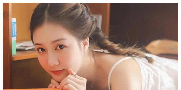 为什么一直很主动的女生突然不联系我了？（分析变化原因并解决问题）-第2张图片-恋语空间