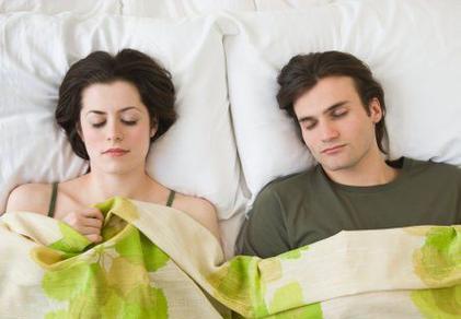 男人外遇后还会真心爱自己的老婆吗？（挽回婚姻的方法和技巧，对感情的思考与修复。）-第3张图片-恋语空间
