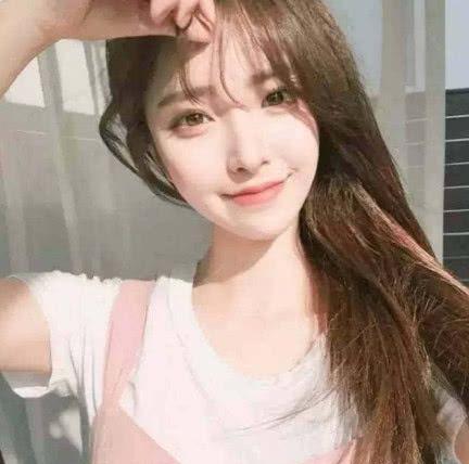如何迅速折服女生心——撩妹技巧大揭秘（教你如何成为女孩们心中的白马王子）-第3张图片-恋语空间