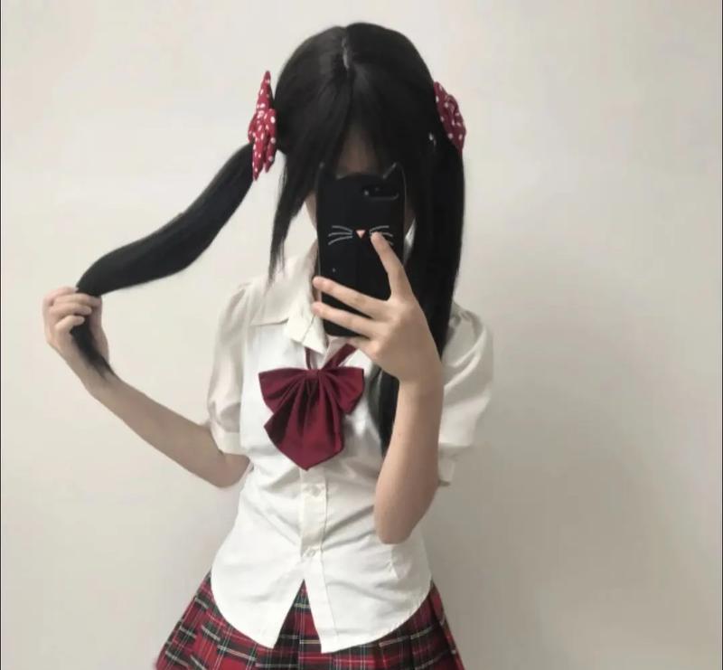 搭讪必修！不同类型女生的网络诱惑秘籍（根据不同性格，把握搭讪技巧，成功追到她）
