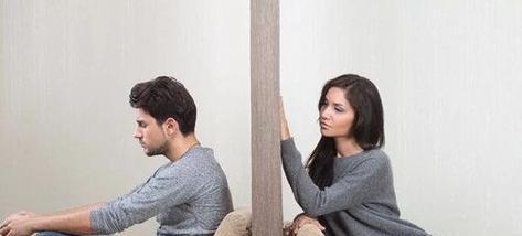 如何挽救女友的心？（用以下15个方法让你重新获得她的爱情）-第2张图片-恋语空间