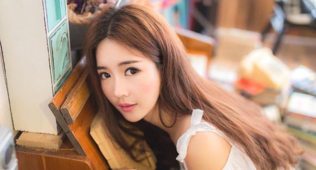 如何挽回女友对买房才结婚的坚持（突破现实难题，重回幸福路）