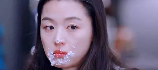 如何处理女友的嫉妒情绪（解决女友的醋意，让爱情更长久）-第3张图片-恋语空间