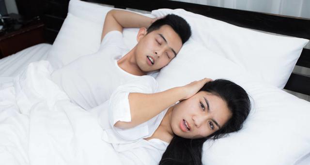 50岁男人出轨心态分析（从稳定到不安，男人为何会出轨？）-第2张图片-恋语空间