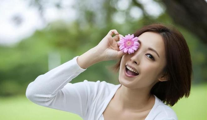 离异女性如何重获幸福（离异女性的幸福重生之路）-第3张图片-恋语空间
