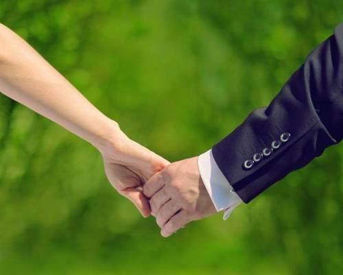 挽回男友分手后的感情危机（男友提出分手不接电话该如何拯救爱情）-第2张图片-恋语空间