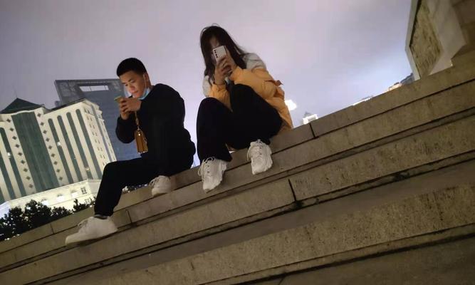 表白失败，是否应该继续追？（拒绝并非终结，热情不灭才是出路）-第2张图片-恋语空间