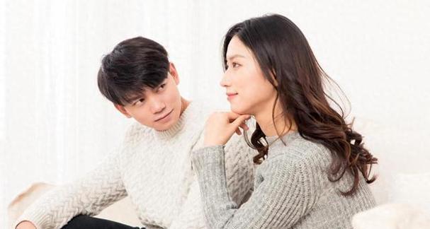 维系情感关系的注意事项（从沟通到关注，让感情更加稳定）-第1张图片-恋语空间