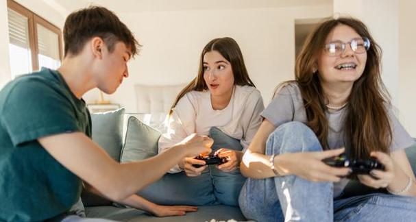 如何判断三观不合适及磨合方法（三观不合适的后果与影响、如何发现三观不合适、磨合技巧和建议）