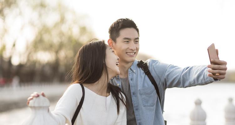 男友对我冷淡怎么办？（改善男友态度的15个有效方法）-第1张图片-恋语空间