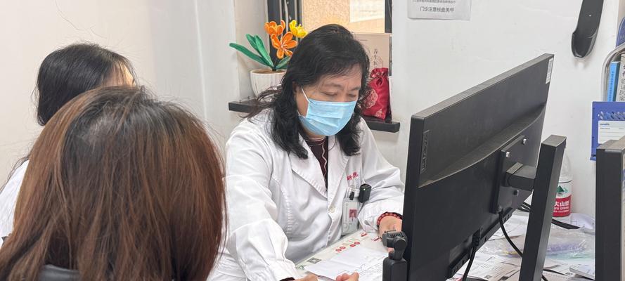 中年女人面对更年期的挑战（如何缓解更年期症状、健康度过中年？）-第2张图片-恋语空间