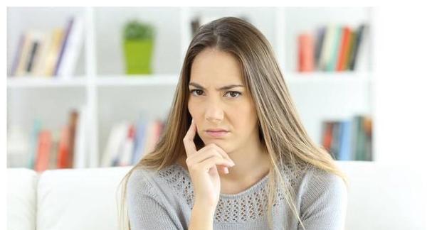 如何处理已婚暧昧不清的自尊心问题？（成为聪明而自信的人，建立健康而清晰的界限）-第3张图片-恋语空间
