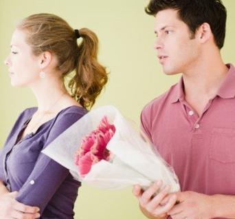 如何挽回因精神出轨而失去安全感的女友？（探索恢复关系的有效方法，让女友重新信任你）-第3张图片-恋语空间